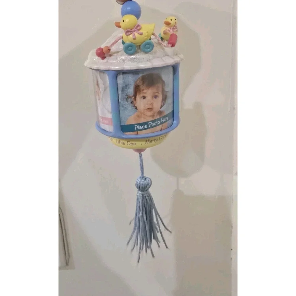 New VTG 2003‎ Heirloom Collection Christmas Ornament Photo Lantern Style Ducks